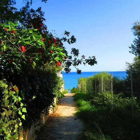 Holiday home Renard Bleu Homes *