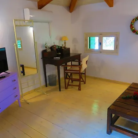 Renard Bleu Homes Dom wakacyjny Vasilikí